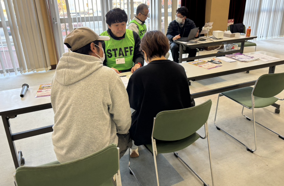 紫波町プレミアム付チャージキャンペーンの様子